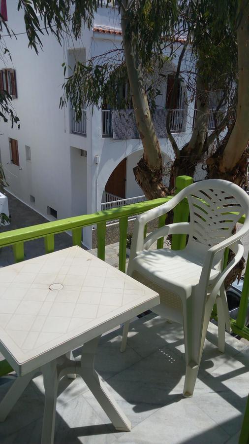 Siren Rooms&Apartments Paros Buitenkant foto